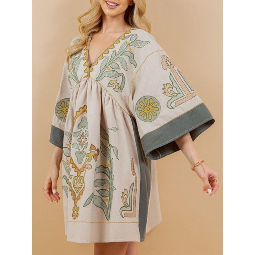 Zara Inspired Oversized Embroidered Bohemian Mini Dress in Cream and Green M/L